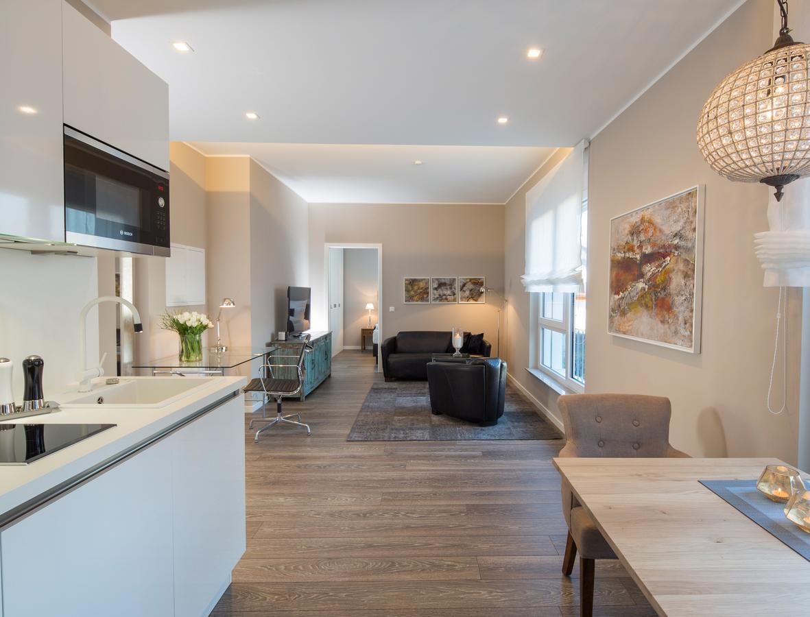 Logis First Class Business Suites Renningen Exteriér fotografie