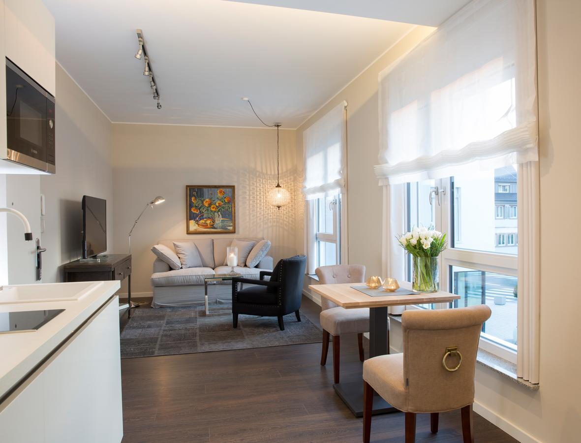 Logis First Class Business Suites Renningen Exteriér fotografie